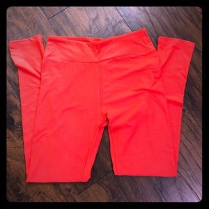 Brand New Solid Coral Lularoe Leggings